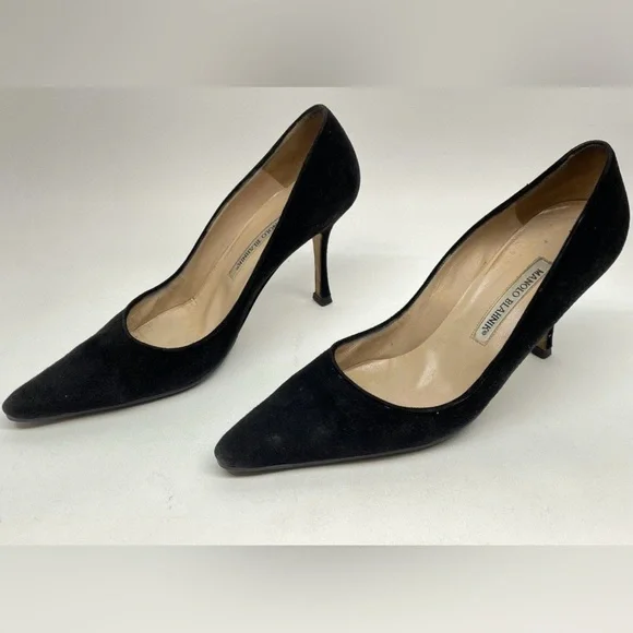 Manolo Blahnik Black Suede Pointed Toe Heels 39.5 EU Classic Pumps Designer - Picture 2 of 8